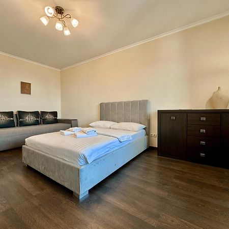 Apartpoltava Світлі Просторі Апартаменти 80М2 , 2-Окремі Кімнати, Новобудова Центр Чек Банківський Exteriér fotografie